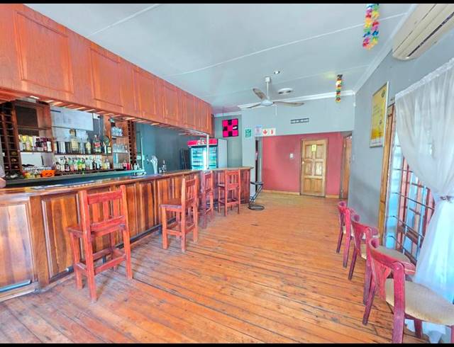 BUSINESS FOR SALE IN HENLEY-ON-KLIP